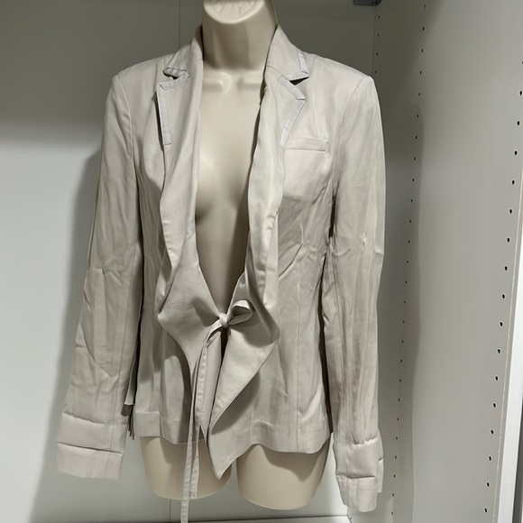 Fall blazer - Picture 2 of 8